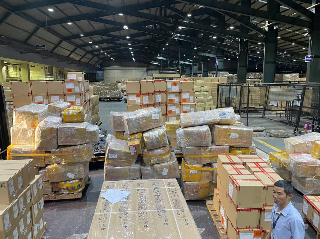 Gửi Hàng Đi Tây Ban Nha – Nhanh Chóng, An Toàn Cùng Bình An Express